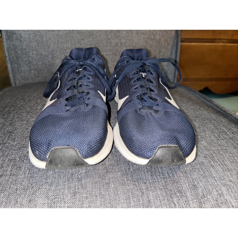 Nike Downshifter 8's For Men Size 8 UK 41 Navy & White Design